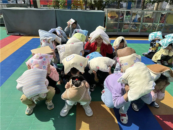 ea3e47c1101448e7b9b908c2f5191b57.jpg ea3e47c1101448e7b9b908c2f5191b57.jpg