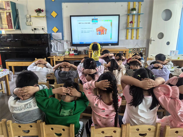 160948022208401d86cb52916dbbb43b.jpg 160948022208401d86cb52916dbbb43b.jpg