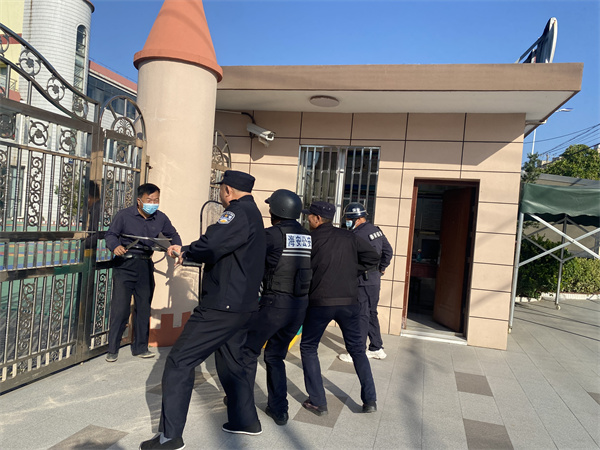 392ca2a6374f45a884f0d81d53077f19.jpg 392ca2a6374f45a884f0d81d53077f19.jpg