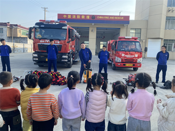 40edcb1092284df0b63ef13436b76fc5.jpg 40edcb1092284df0b63ef13436b76fc5.jpg